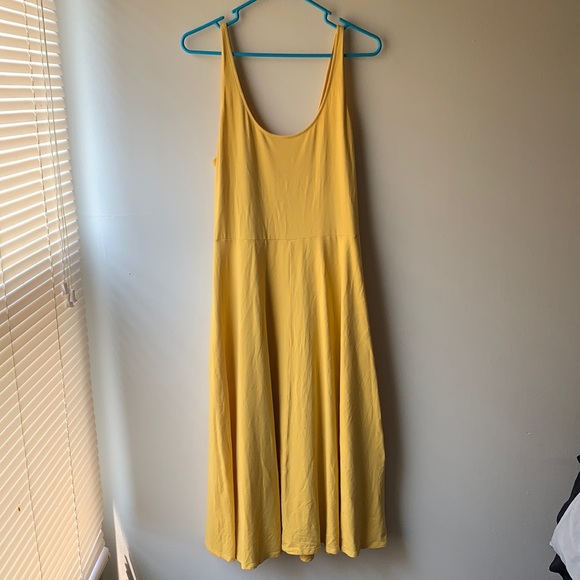 Dresses & Skirts - Yellow long dress